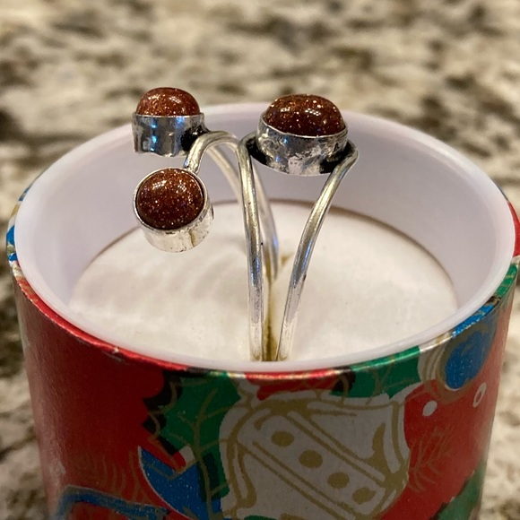 Sandstone Free-form Wrap Ring - Picture 5 of 9